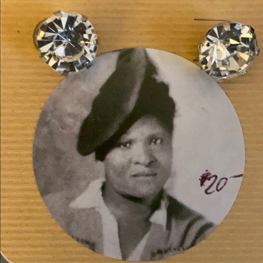 Large stud earrings